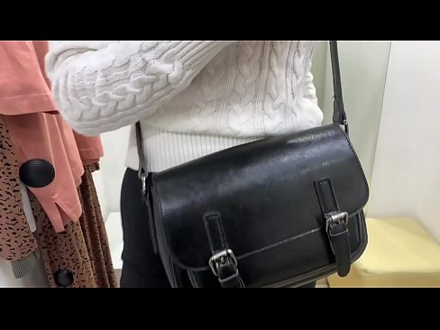 ❤️ 年輕婊子 FeralBerry 在試衣間用假陽具公開自慰 ️❌ 性愛視頻 在色情 zh-tw.villagesexvideos.ru ﹏